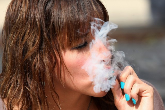 Pušenje marihuane više od jednom mesečno izaziva srčani udar, ali naučnici našli rešenje